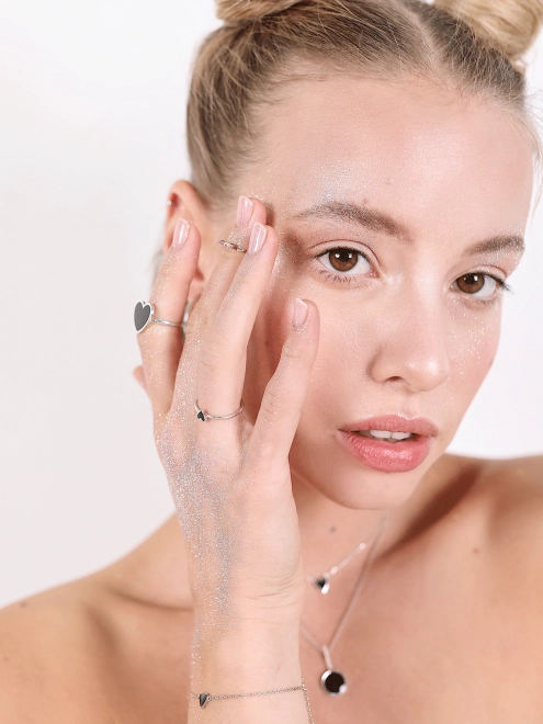 Кольцо серебряное Сердце Маленькое с эмалью Youko черное