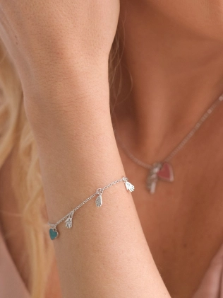 Браслет серебряный Мама Четырех сердце Youko Тиффани 2