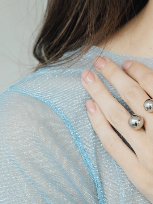 Каблучка срібна Дві Сфери 12 і 10 мм Youko