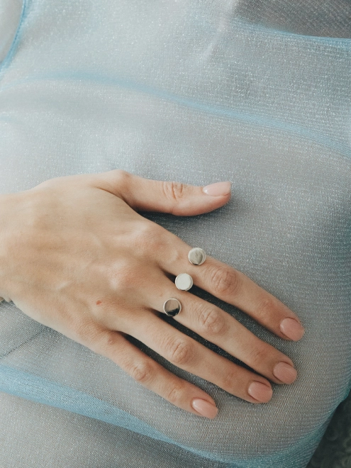 Каблучка срібне Три Монетки Youko