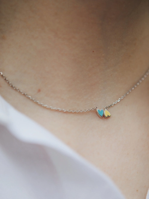 Підвіска срібна Два серця Youko з емаллю жовто-блакитною