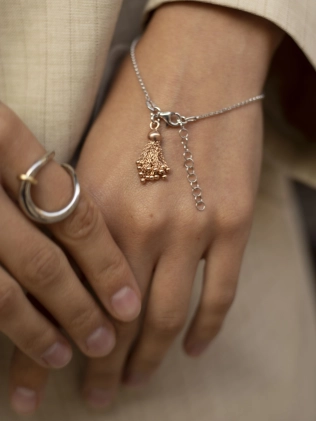 Браслет серебряный Кисточка с шариками Youko 2