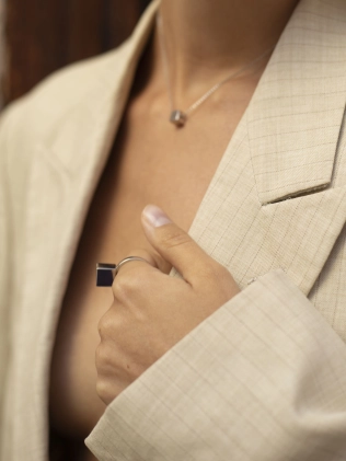 Каблучка срібна Куб Youko 2