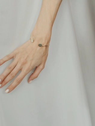 Браслет срібний бангл монети Youko у жовтій позолоті. 2