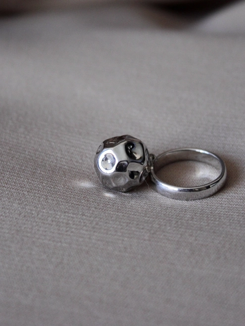 Каблучка срібна М'ята Куля Youko