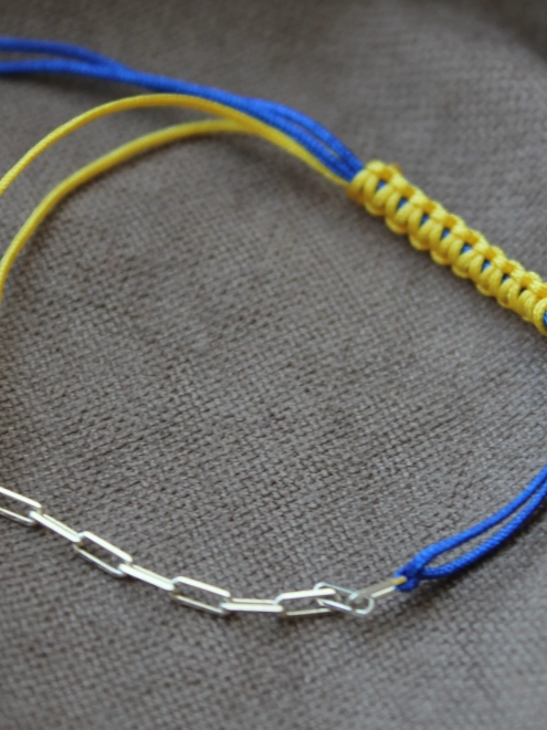 Браслет срібний Ланки Youko з жовто-синьою ниткою