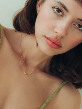 Подвеска серебряная Бюст Youko желтая позолота 2