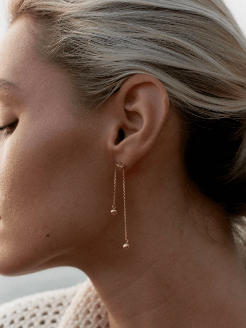 Сережки Маятник серце з зернятками на ланцюгу в позолоті Youko