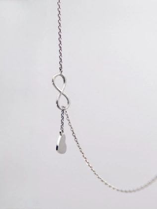 Подвеска серебряная Бесконечность с Сердцем Youko 2