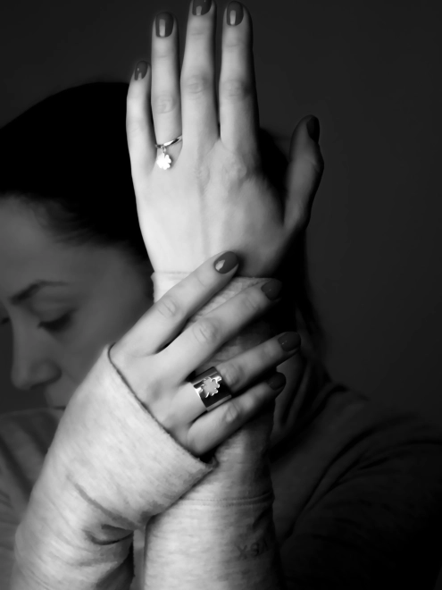 Кольцо серебряное Клевер широкое Youko