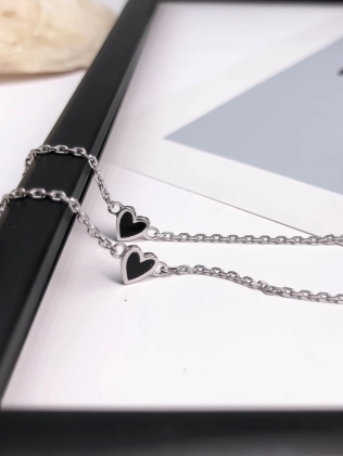 Браслет срібний Серце Маленьке Youko емаль чорна 2